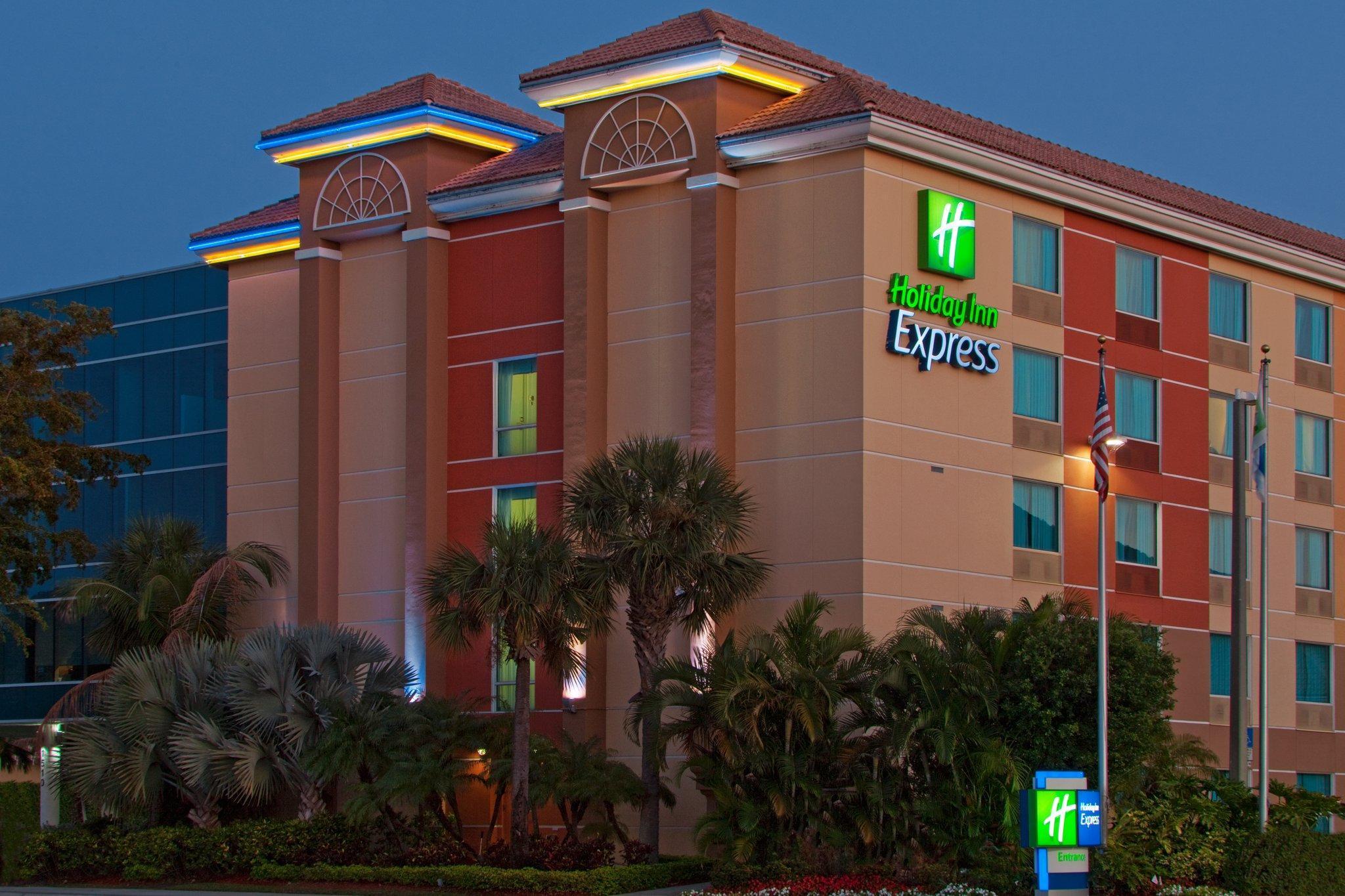 Holiday Inn Express Ft Lauderdale Cruise-Airport By Ihg Fort Lauderdale Zewnętrze zdjęcie