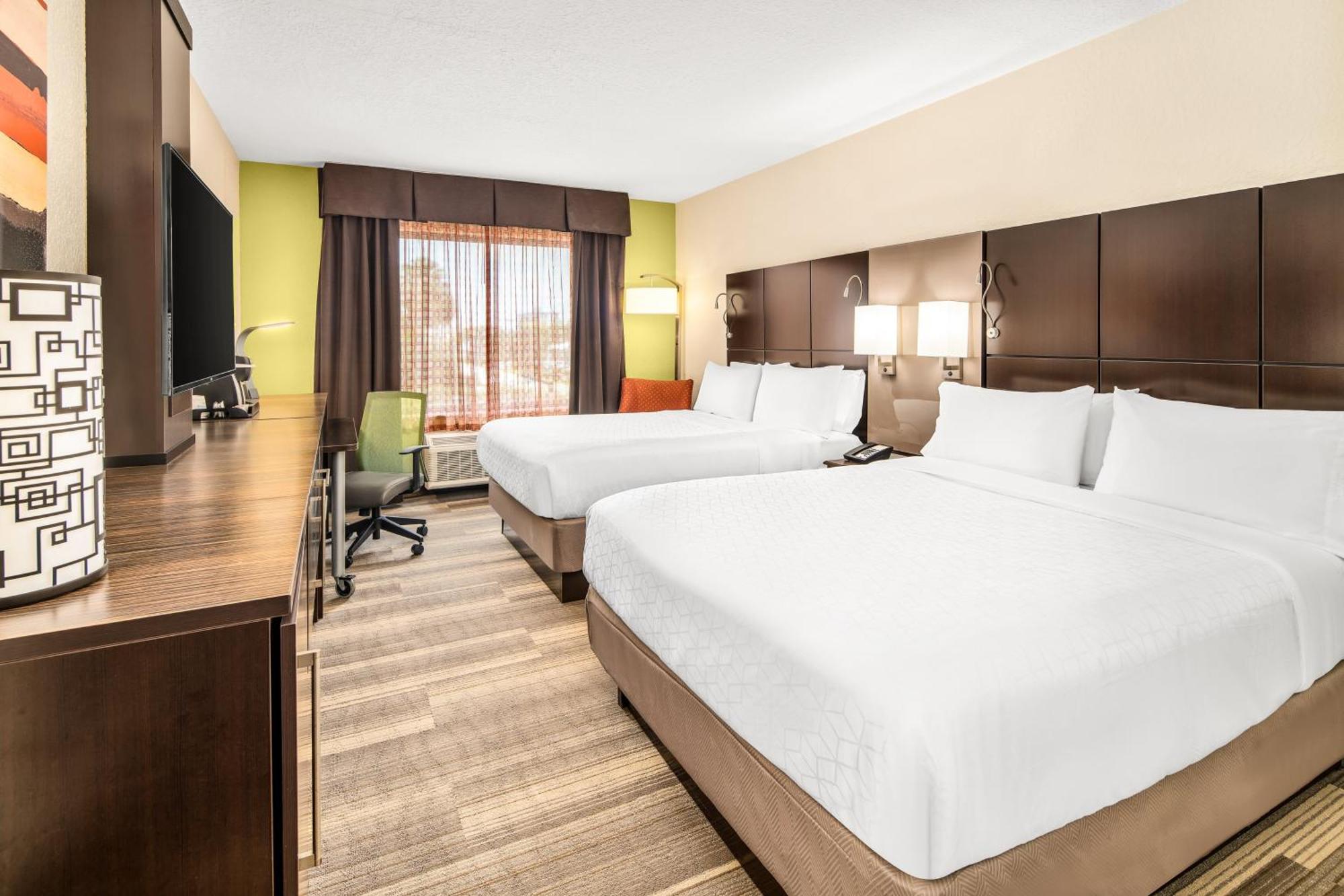Holiday Inn Express Ft Lauderdale Cruise-Airport By Ihg Fort Lauderdale Zewnętrze zdjęcie