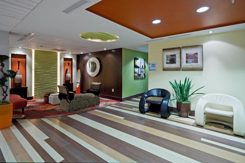 Holiday Inn Express Ft Lauderdale Cruise-Airport By Ihg Fort Lauderdale Zewnętrze zdjęcie